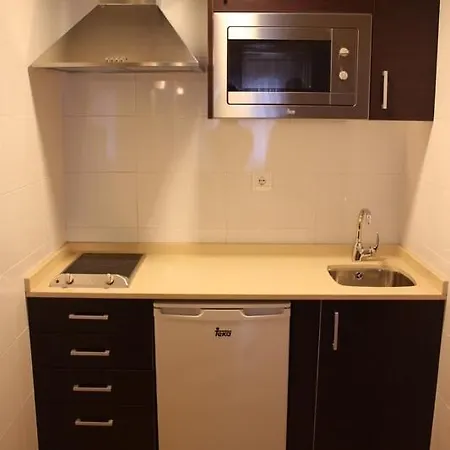 Guest house Rocamar 2*